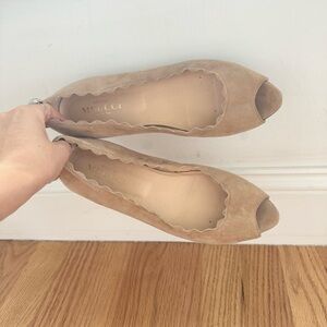 Sesto Meucci Tan Peep-Toe Scalloped Flats Size 38 / 8